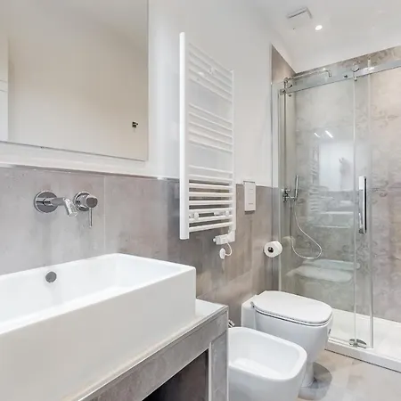 Colonna Luxury * روما